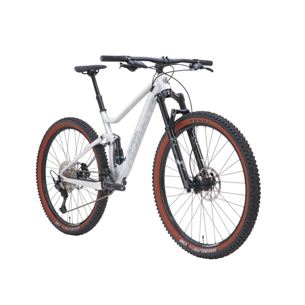 Avanti Hammer S1 2025