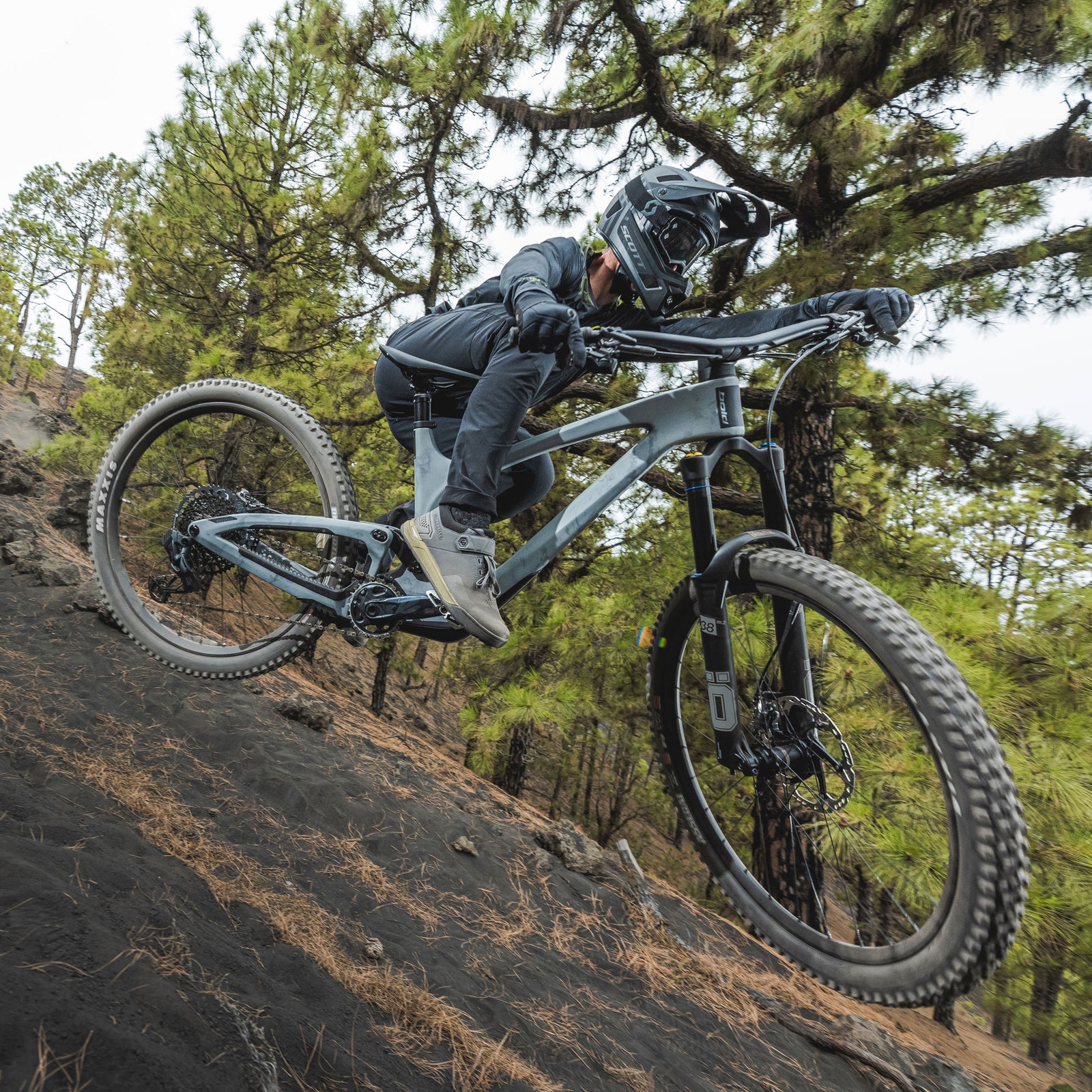 bold mountainbike Bold Unplugged Ultimate | Dual Suspension Enduro Mountain Bikes